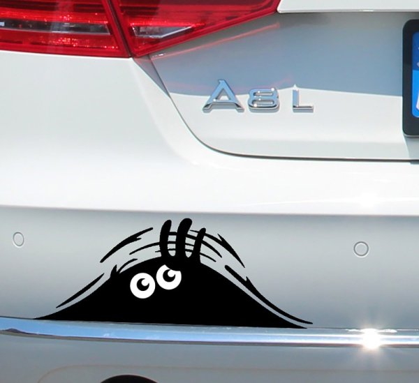 Наклейка на автомобиль