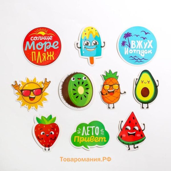 Забавные наклейки на чемодан