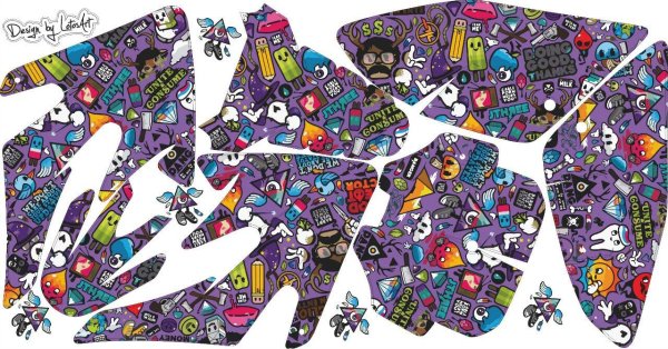 Наклейка на пластике