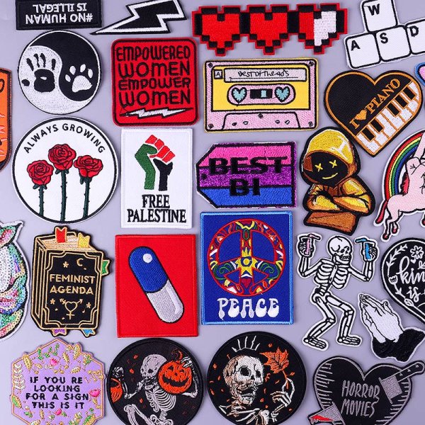 Рок стиль наклейки на одежде