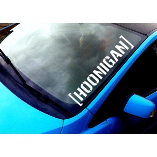 Наклейки на лобовое стекло