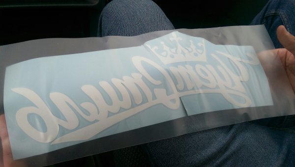 Наклейки на лобовое стекло на ладу