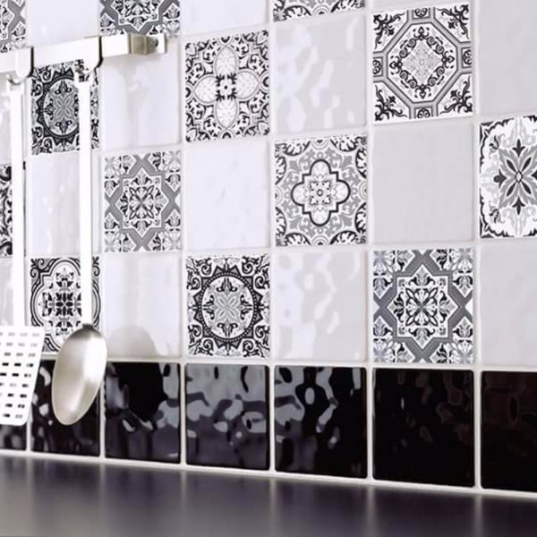 Виниловые наклейки на кафель