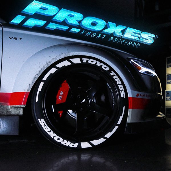 Наклейка Toyo Tires