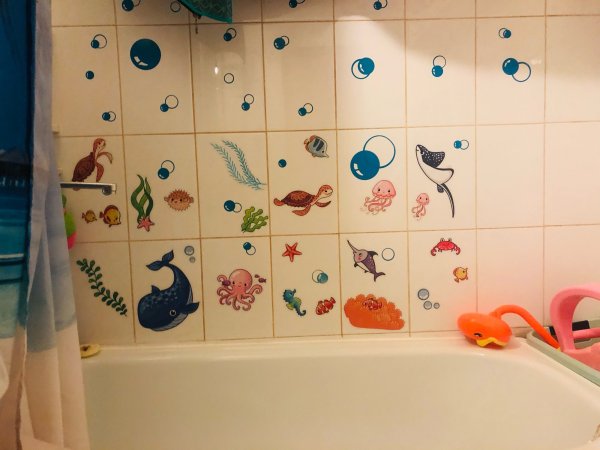 Детские наклейки в ванную