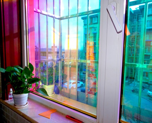 Плёнка на окна декоративная