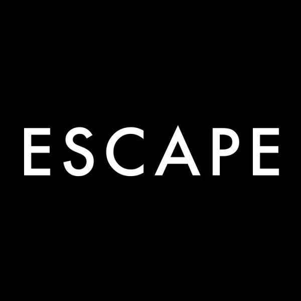 Эскейп наклейка