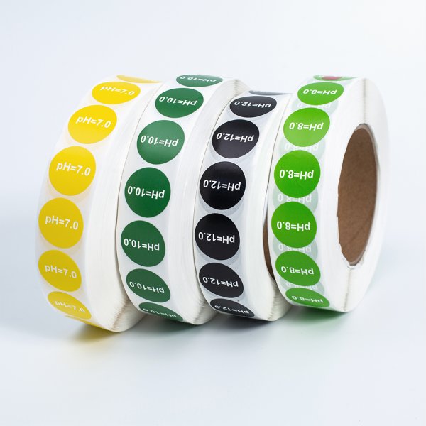 Круглая этикетка с логотипом