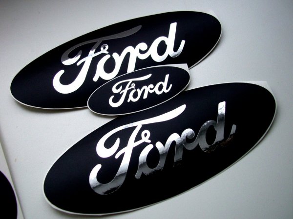 Наклейки на эмблему Форд фокус 2 Рестайлинг