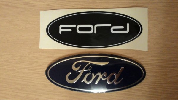 Наклейка Форд на Форд Фьюжн