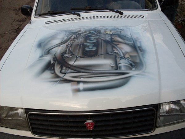 ВАЗ 2107 белая с черным капотом