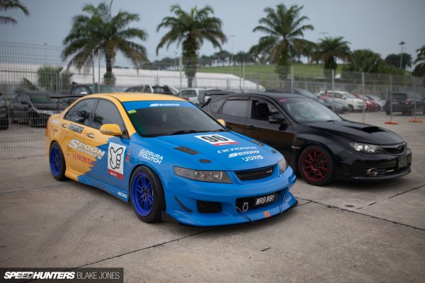 Nissan Skyline r32 JDM