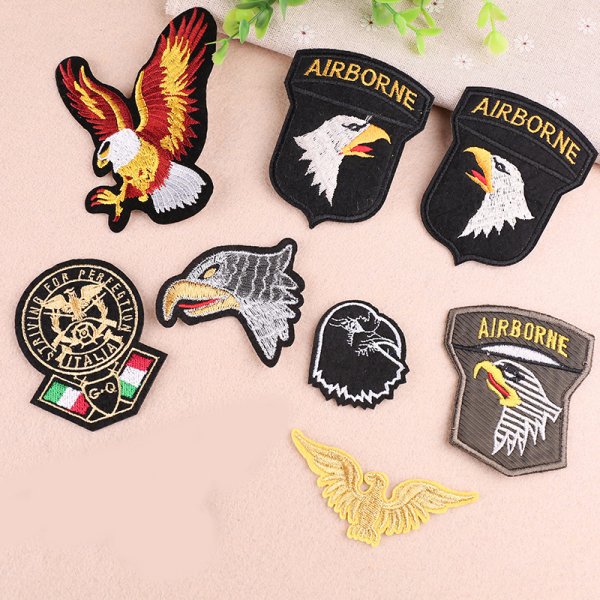 Нашивки тканевые