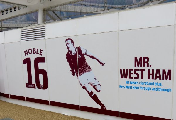 Наклейка CS go lurker