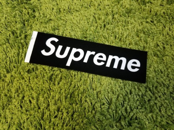 Стикеры Supreme
