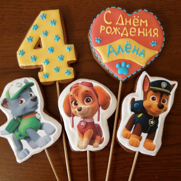 Капкейки с сахарной картинкой