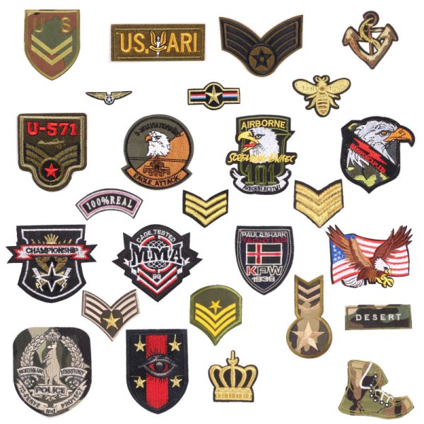 Череп в каске