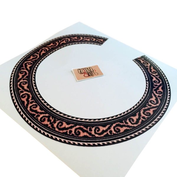 Наклейка на резонаторное отверстие гитары