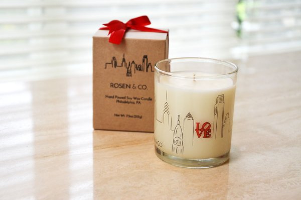 Надписи на свечах ручной работы