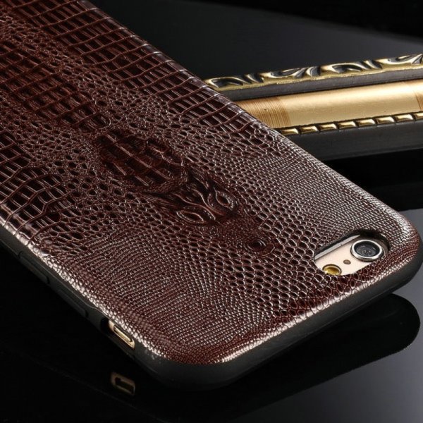 Кожаная наклейка на iphone 11