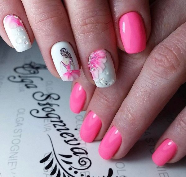 Коралловый маникюр с наклейками