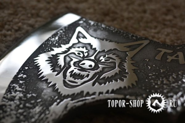 Наклейка на боковое стекло автомобиля