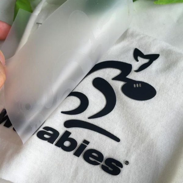 Термотрансферная этикетка на одежду