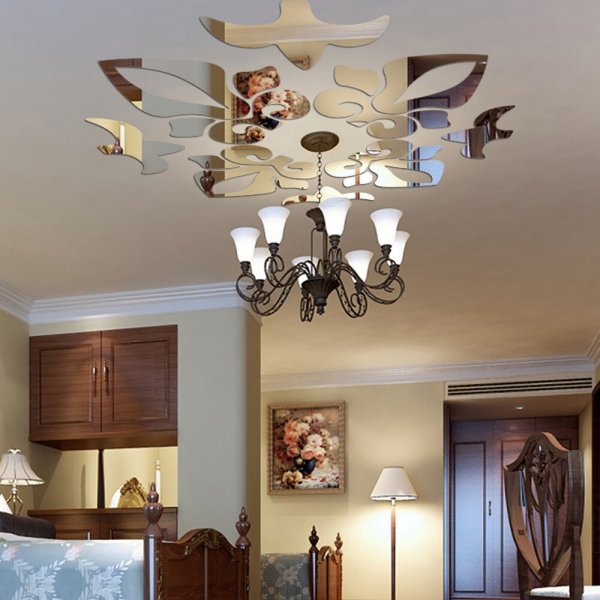 Декор потолка