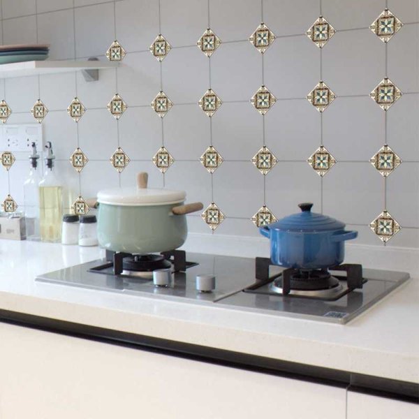 Самоклеящаяся плитка для стен на кухне