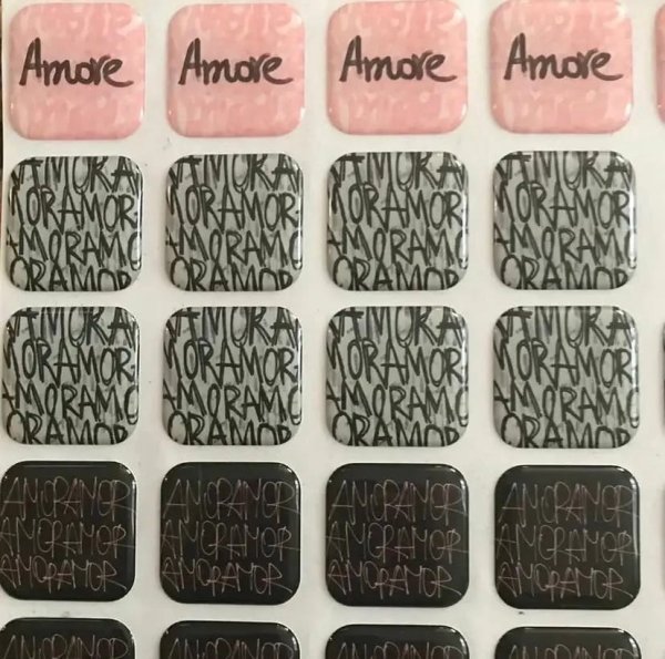 Наклейки на чехол для телефона