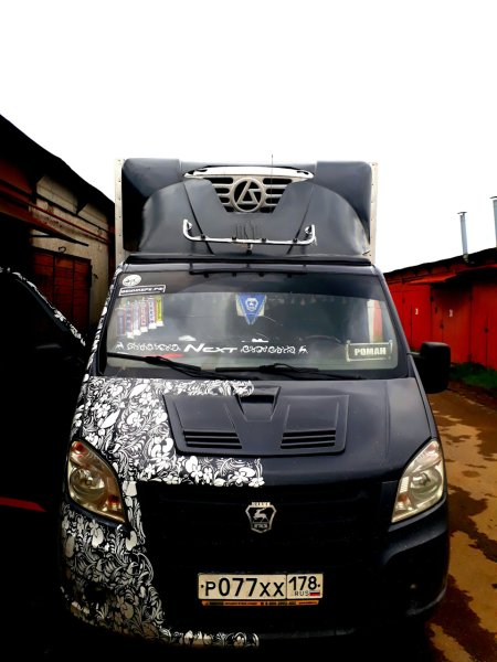 Наклейки Некст на боковые стекла Газель Некст