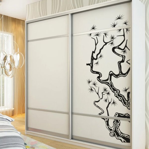 Декор шкафа наклейками