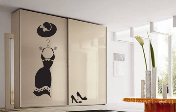 Наклейки на стекло шкафа