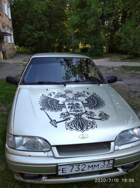 13 На капоте Приора