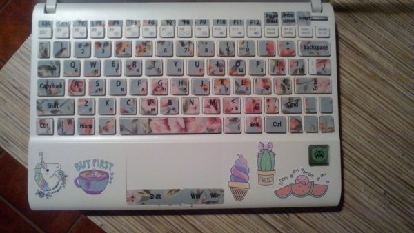 Красивые наклейки на клавиатуру