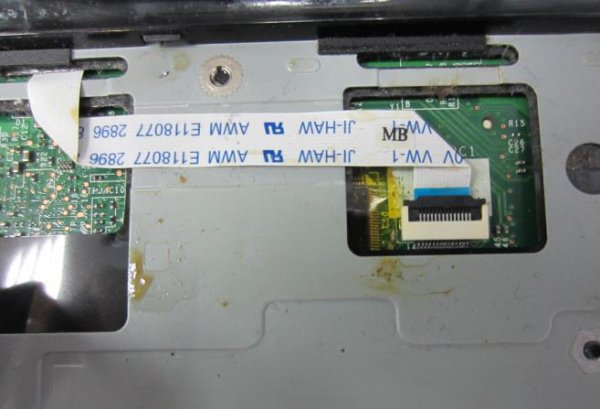 MSI наклейка логотип