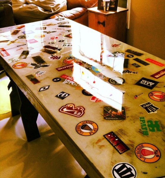 Декор стола эпоксидной смолой