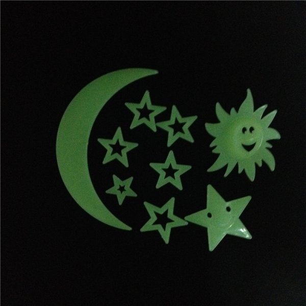 Фосфорные наклейки на стену