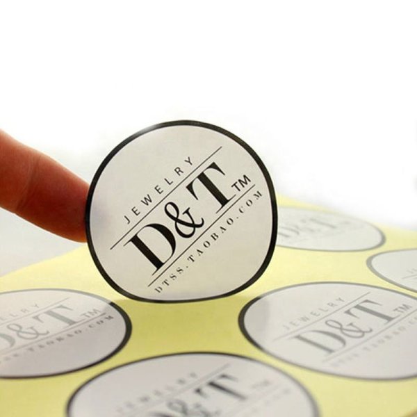 Круглые наклейки с логотипом