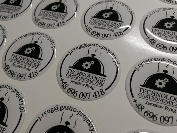 Круглые наклейки