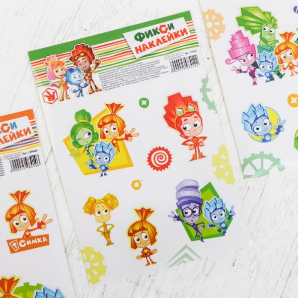 Умка раскраска с наклейками. Фиксики