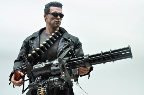 Арнольд Шварценеггер и Миниган