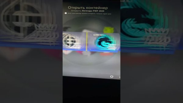 100 Thieves наклейка