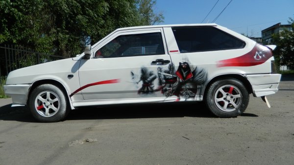 ВАЗ 2108 сбоку винила