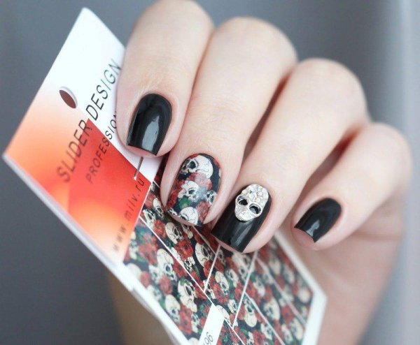 Маникюр со слайдерами