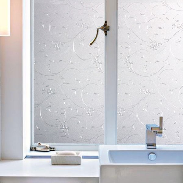 Плёнка на окно в ванную