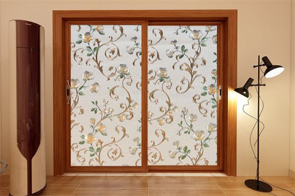 Наклейки на окна