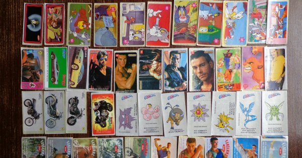 Наклейки из жвачек 90-х