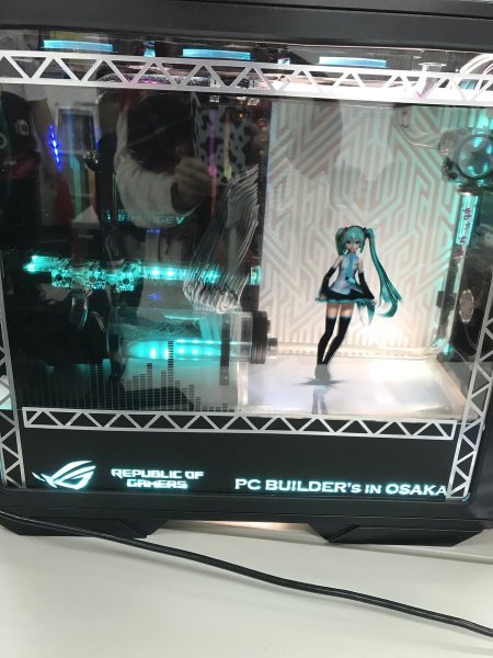 Наклейки на корпус ПК