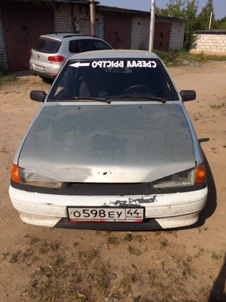 Не модные наклейка